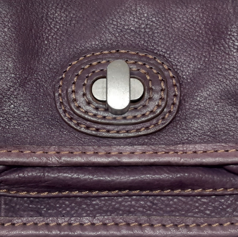 Small Purple Crossbody - Picture 7 of 8